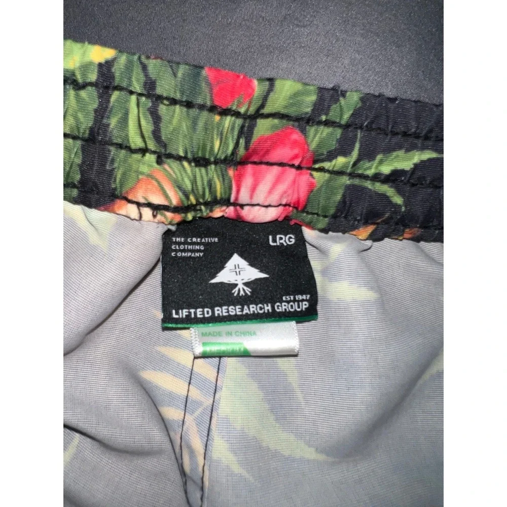LRG Lifted Research Group Mens Black Tropical Skeleton Hula Girl Board Shorts M
